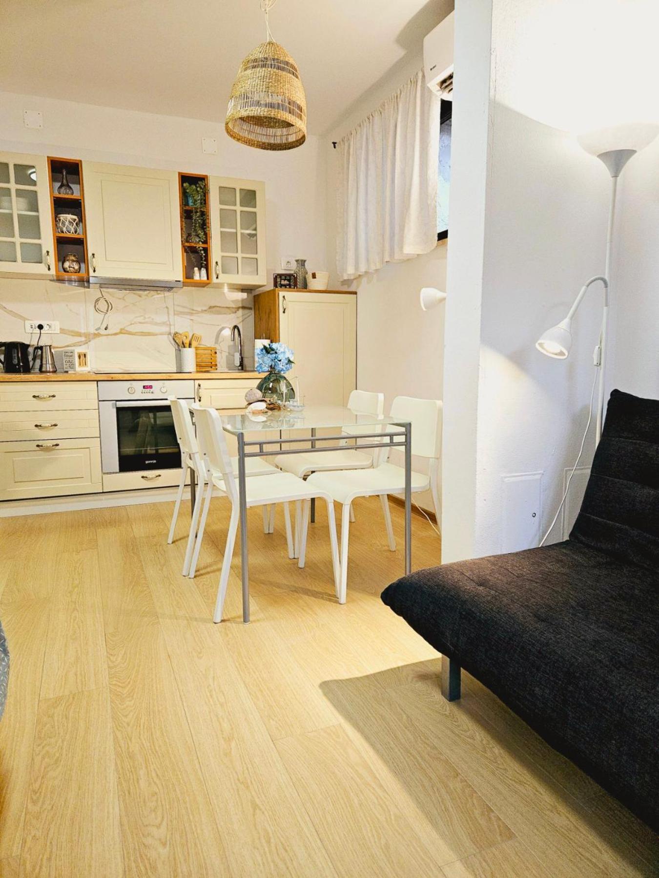 Apartma Tul Izola Bagian luar foto
