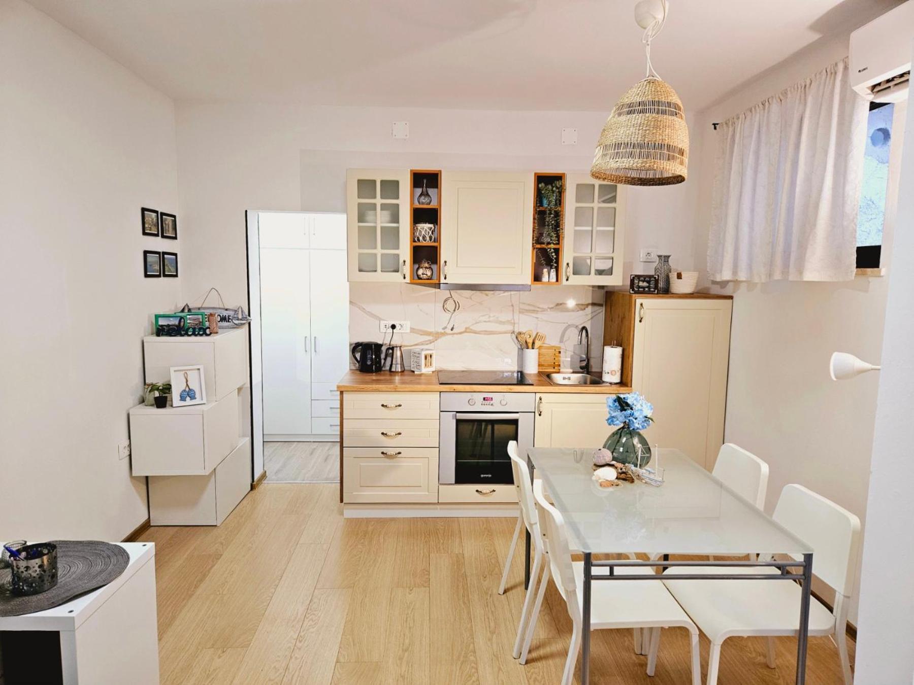 Apartma Tul Izola Bagian luar foto