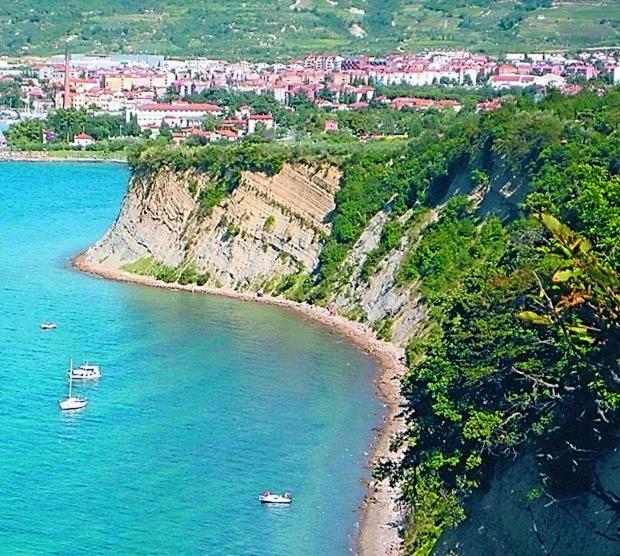 Apartma Tul Izola Bagian luar foto